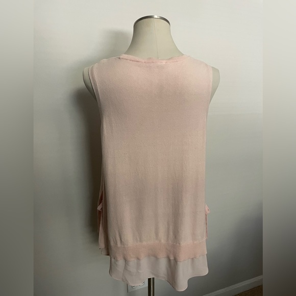 Mixed media ballet pink sweater from LOFT - Picture 5 of 6